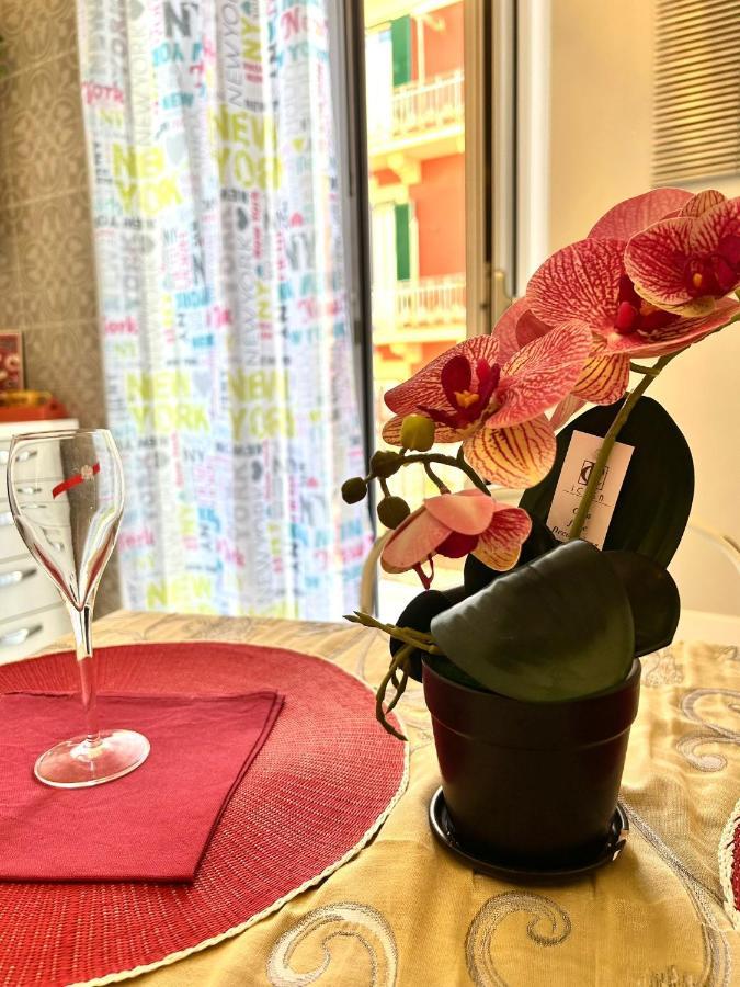 B8 Apartment Бари Екстериор снимка