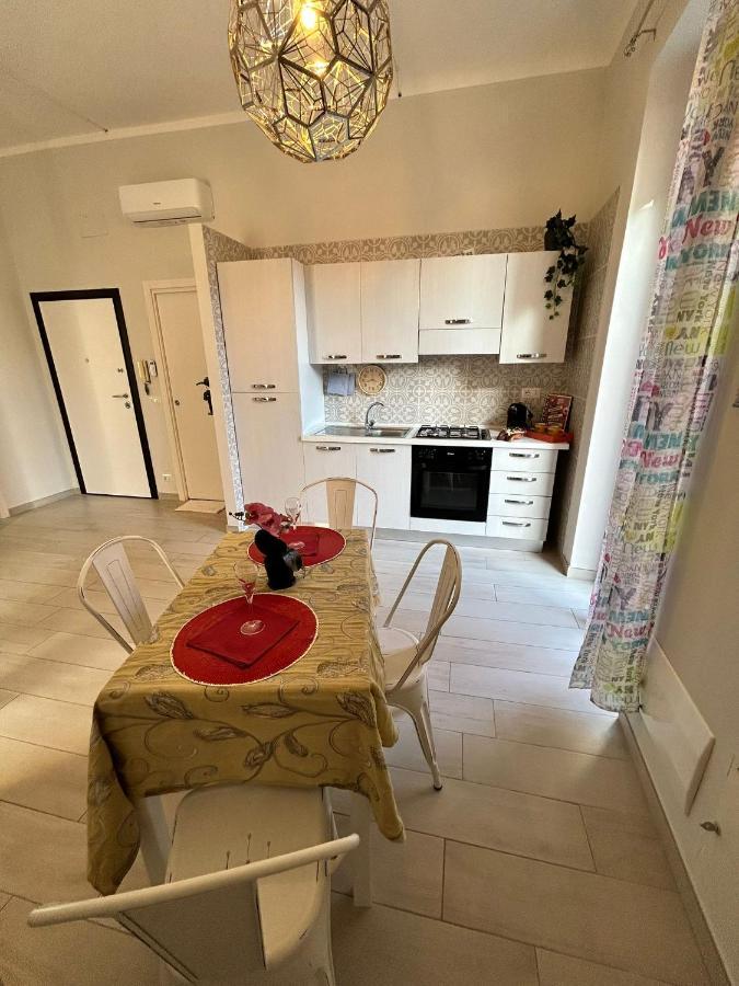 B8 Apartment Бари Екстериор снимка