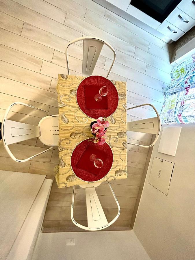 B8 Apartment Бари Екстериор снимка